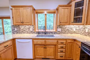 37456 Hallmark Dr, North Branch, MN 55056 - Photo 23