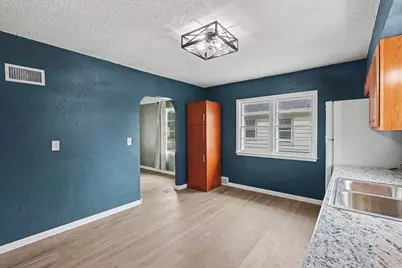 302 Lincoln Avenue N, New Prague, MN 56071 - Photo 7