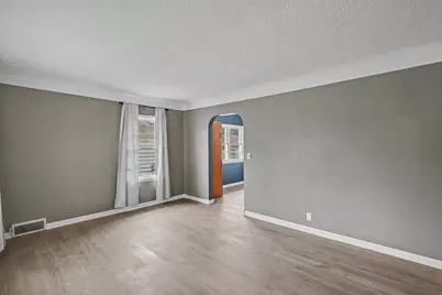 302 Lincoln Avenue N, New Prague, MN 56071 - Photo 5