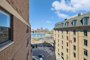 401 S 1st St, Minneapolis, MN 55401 - Photo 31