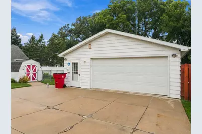 1609 1st Avenue SE, Austin, MN 55912 - Photo 3
