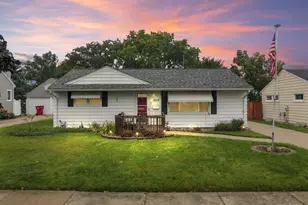 1609 1st Ave SE, Austin, MN 55912 - Photo 1