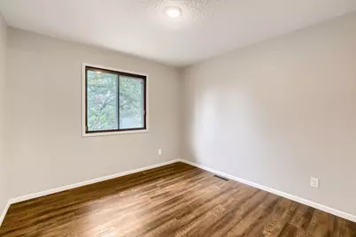 13358 Hughes Court, Apple Valley, MN 55124 - Photo 21