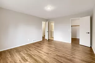 13358 Hughes Ct, Apple Valley, MN 55124 - Photo 21