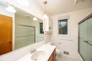 5600 W 70th St, Edina, MN 55439 - Photo 23