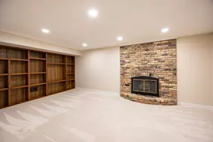 5600 W 70th St, Edina, MN 55439 - Photo 33