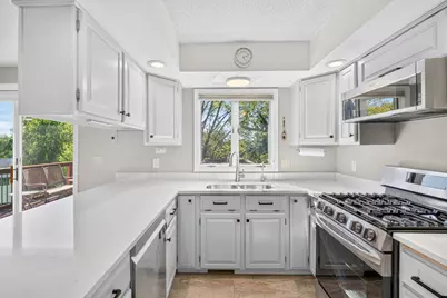 4315 Kaufmanis Way, Eagan, MN 55123 - Photo 9