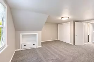 105 Amsterdam Ave W, Hollandale, MN 56045 - Photo 15