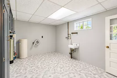 105 Amsterdam Avenue W, Hollandale, MN 56045 - Photo 9