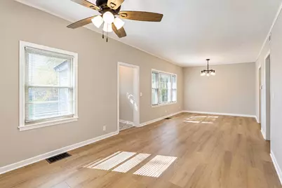 105 Amsterdam Avenue W, Hollandale, MN 56045 - Photo 5