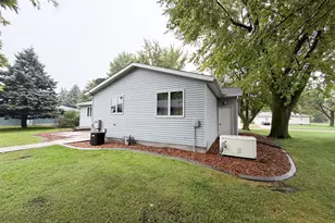 612 11th St, Brewster, MN 56119 - Photo 39