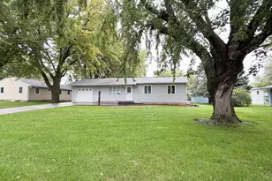612 11th St, Brewster, MN 56119 - Photo 3
