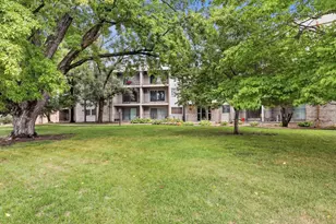 8935 Old Cedar Ave S, Bloomington, MN 55425 - Photo 17