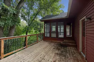 2815 Saddlebrooke Circle E, Minnetonka, MN 55305 - Photo 15