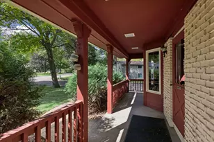 2815 Saddlebrooke Circle E, Minnetonka, MN 55305 - Photo 3