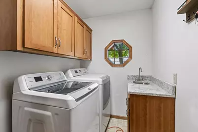 2815 Saddlebrooke Circle E, Minnetonka, MN 55305 - Photo 23