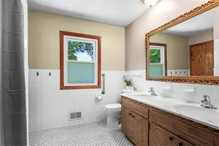 7908 37th Ave N, New Hope, MN 55427 - Photo 9