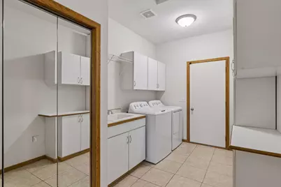 492 Holly Lane N, Oakdale, MN 55128 - Photo 23