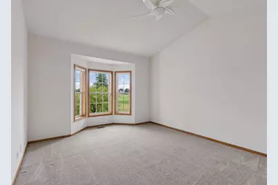 492 Holly Lane N, Oakdale, MN 55128 - Photo 15