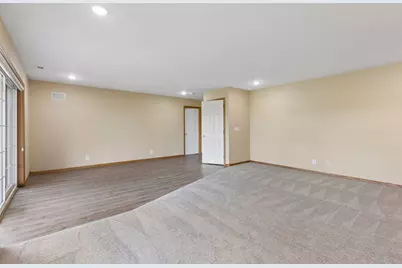 492 Holly Lane N, Oakdale, MN 55128 - Photo 27
