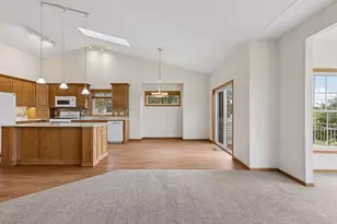 492 Holly Ln N, Oakdale, MN 55128 - Photo 13