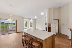 492 Holly Ln N, Oakdale, MN 55128 - Photo 15