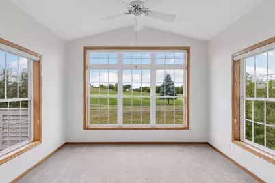 492 Holly Lane N, Oakdale, MN 55128 - Photo 5