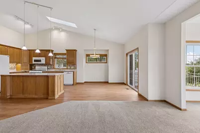 492 Holly Lane N, Oakdale, MN 55128 - Photo 11