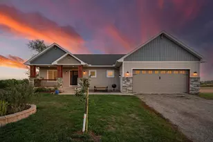 1060 230th St W, Farmington, MN 55024 - Photo 5
