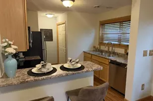 2814 Faulkner Dr, Chaska, MN 55318 - Photo 13