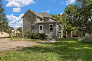 404 W Main St, Morristown, MN 55052 - Photo 11