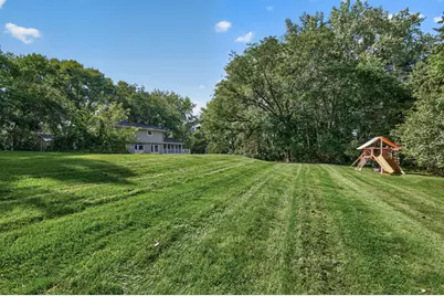 12 Tamarisk Road, Dellwood, MN 55110 - Photo 5