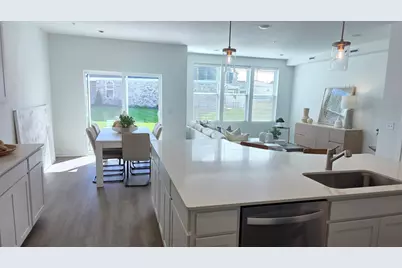 19198 Goldenrod Trail, Corcoran, MN 55374 - Photo 5