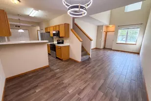 5070 Holly Ln N, Plymouth, MN 55446 - Photo 9