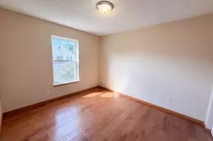 5070 Holly Ln N, Plymouth, MN 55446 - Photo 5