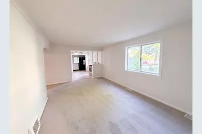 305 Arlington Avenue W, Saint Paul, MN 55117 - Photo 3