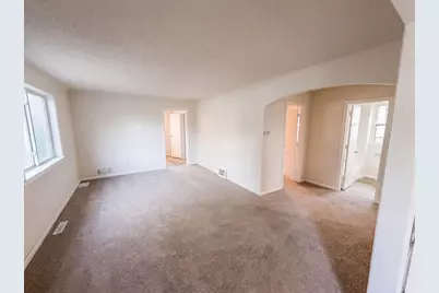 305 Arlington Avenue W, Saint Paul, MN 55117 - Photo 5