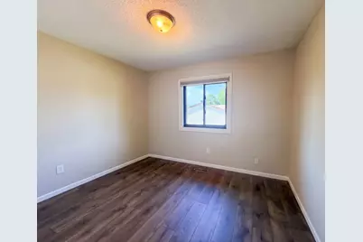 13397 Hughes Court, Apple Valley, MN 55124 - Photo 9