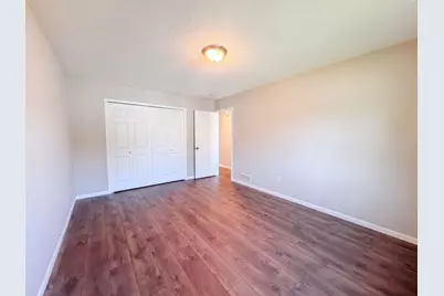 13397 Hughes Court, Apple Valley, MN 55124 - Photo 11