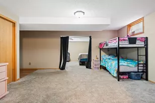 901 Geneva Dr, Alexandria, MN 56308 - Photo 49