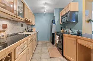6328 Barrie Rd, Edina, MN 55435 - Photo 9