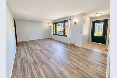 520 Smith Street, Le Sueur, MN 56058 - Photo 3