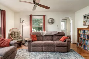 526 N 2nd St, La Crescent, MN 55947 - Photo 7