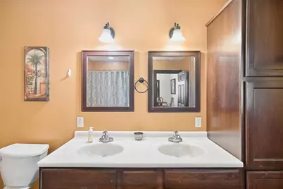 221 S Lincoln Street, Lake Crystal, MN 56055 - Photo 5