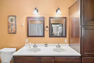 221 S Lincoln St, Lake Crystal, MN 56055 - Photo 5