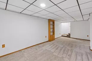 2841 Riviera Dr N, White Bear Lake, MN 55110 - Photo 37
