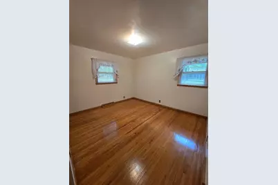 1112 6th Avenue SW, Pipestone, MN 56164 - Photo 7