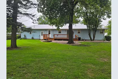 1112 6th Avenue SW, Pipestone, MN 56164 - Photo 3