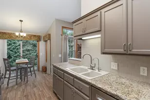 27763 Woodland Dr, Chisago City, MN 55013 - Photo 9
