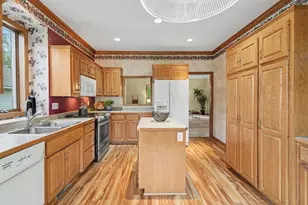 2177 Hynes Ave N, Oakdale, MN 55128 - Photo 13